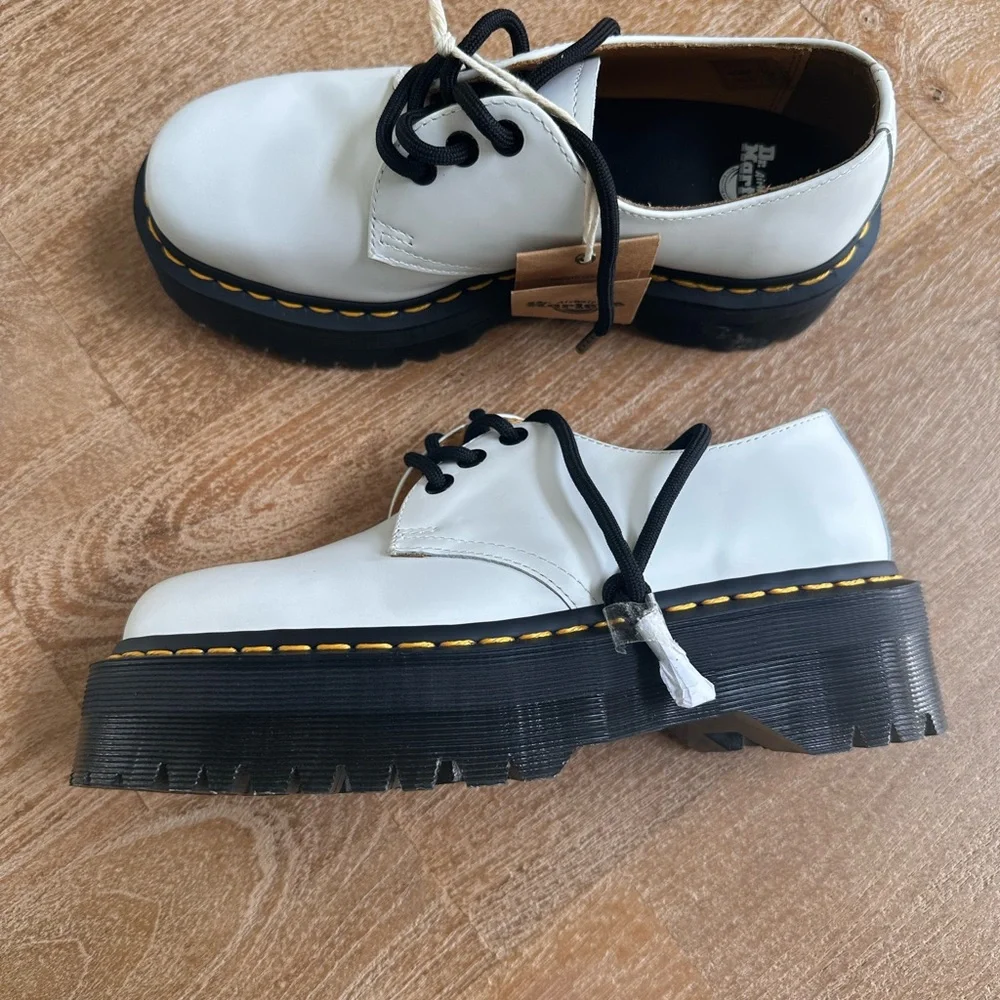 NWT‎ Dr. Martens1461 Quad Smooth Leather Platform Oxford Shoe In White 7